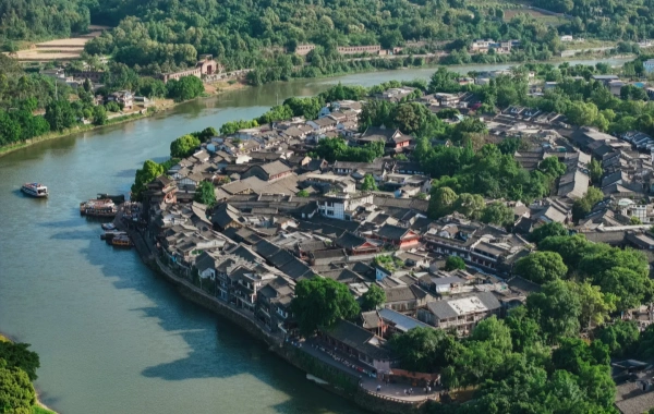 Huanglongxi Ancient Town: A Lively Journey from The Three Kingdoms Wharf to the Water Town of Tianfu-4