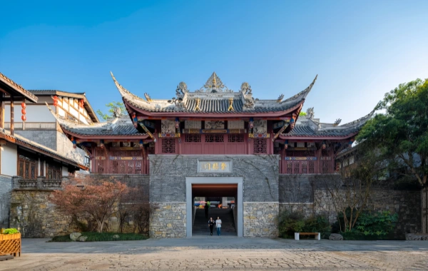 Ciudad antigua Qingyan: Un viaje del tiempo desde una fortaleza militar a un lugar secreto en Guizhou Central-2