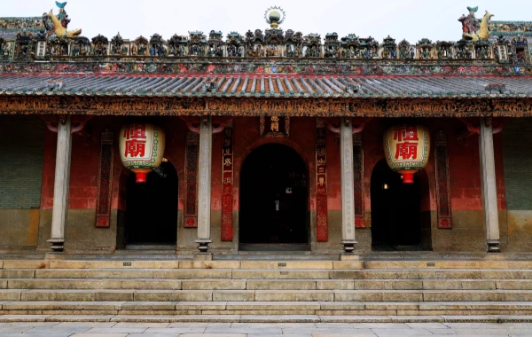 Foshan Ancestral Temple: A Journey Through a Thousand-Year-old Palace of Lingnan Architecture and Folk Beliefs-2