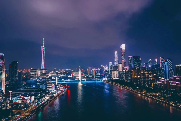 Pearl River Night Cruise: A City of Lights and Shadows, From a Millennium-Old Waterway to a Flowing Feast-4