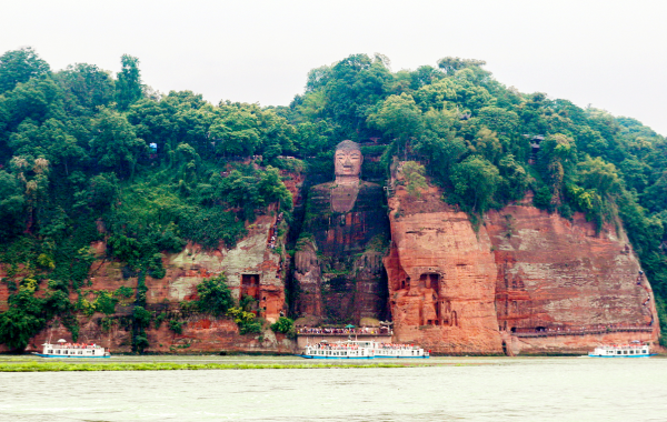 Leshan Giant Buddha Scenic Zona: La protección de mil años y la montaña en la confluencia de los tres ríos son una leyenda de un Buda-2