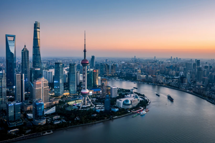 Jin Mao Tower: A Legendary Journey of Chinese Skyscrapers Touching the Sky-2