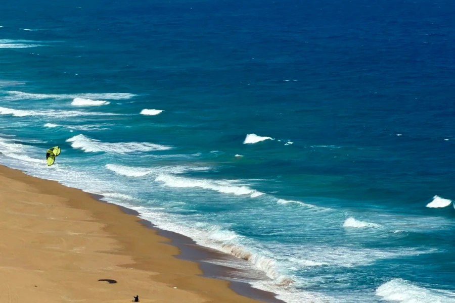 Hainan Lingshui: A Healing Journey from Lagoon Freshness to Pearl Coast