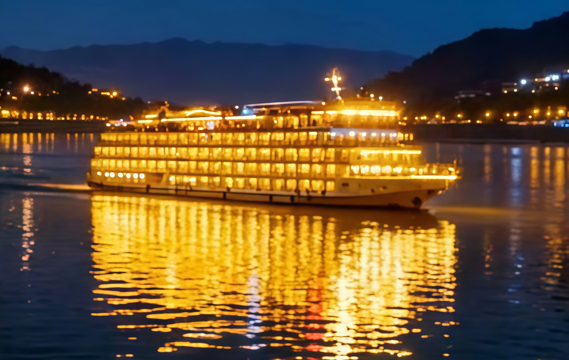 Chongqing Yangtze River Night Tour: A Star River Epic Flowing on the Backbone of the Mountain City-2