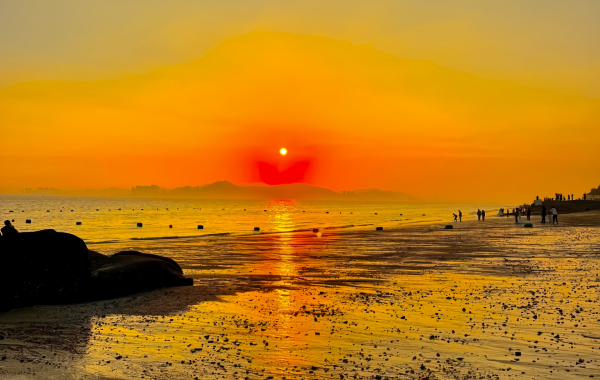 Baicheng Beach:A Poetic Transformation from Ancient Coastal Defense Fortress to Romantic Coastline-4