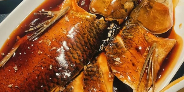 West Lake vinegar fish，hangzhou tour,must-try food.jpg