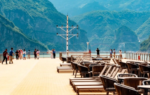 Day 8: Yangtze River Cruise